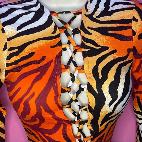 NWT Orange Tiger Print Drawstring Stretchy Mini Dress - Small - Picture 4 of 9